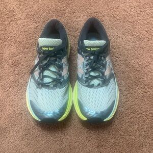 New Balance Women's 1080V11 Running Shoe